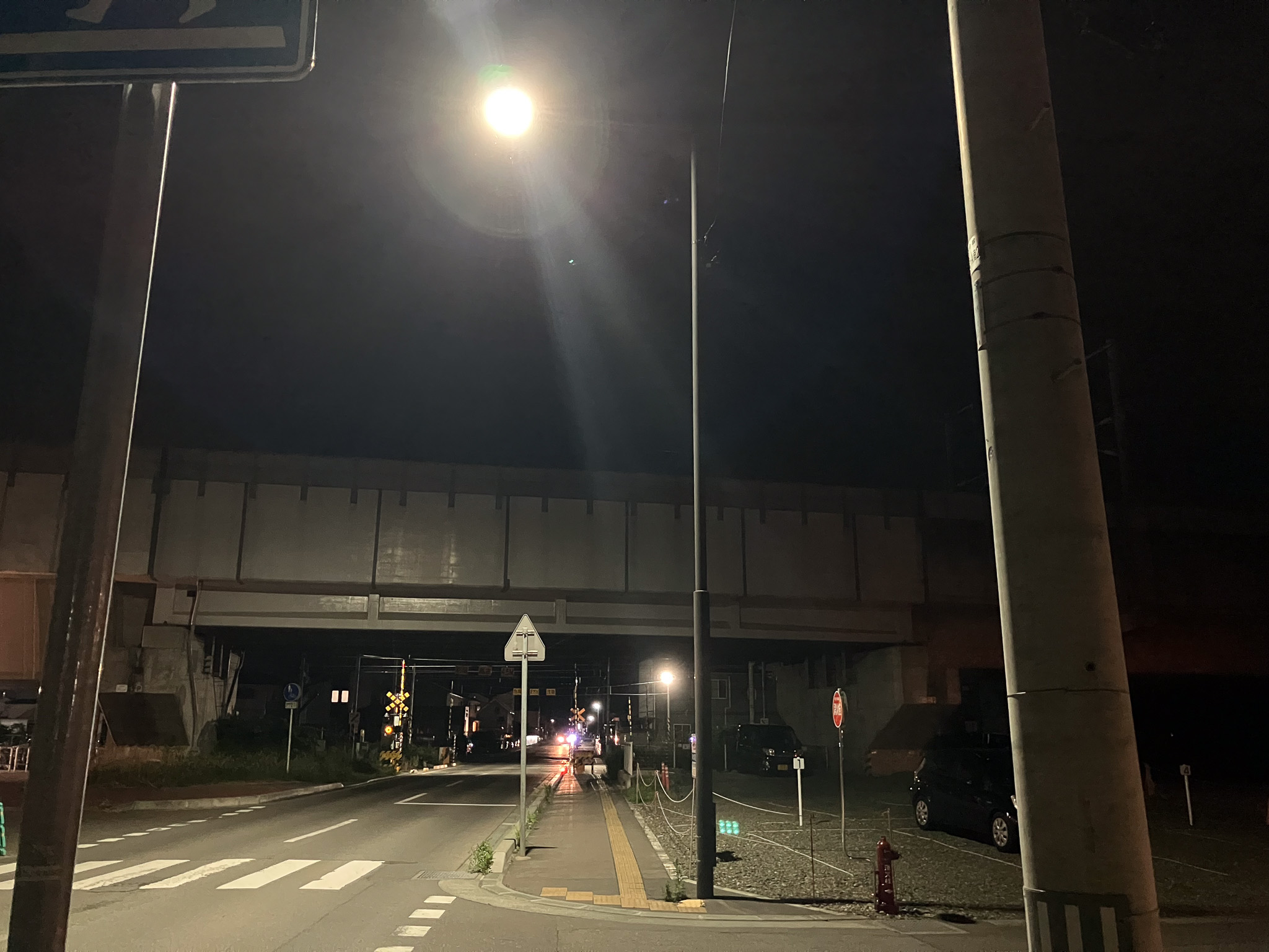 修繕後：夜間点灯状況（駅北）